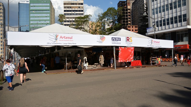 Feira de artesanato contou com 116 estandes e 170 expositores