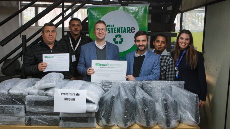 Equipamentos vão ser destinados a escolas e ao Telecentro do município