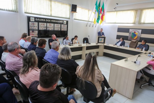 Evento foi realizado na Câmara de Vereadores de Rolador.