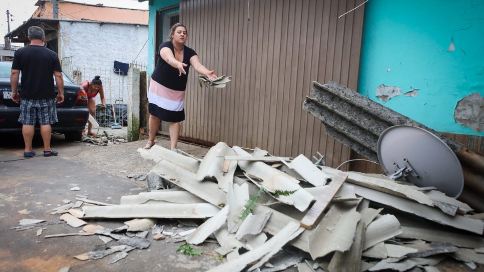 Temporais provocaram danos em residências de diversos municípios gaúchos