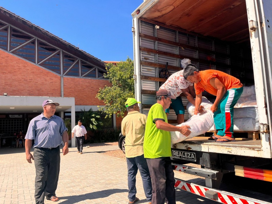 Estado Distribui Cestas Básicas Aos Indígenas Que Participam Da