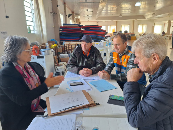 Equipe já visitou mais de 45 abrigos nos municípios da região Centro, Vales do Taquari e Capi