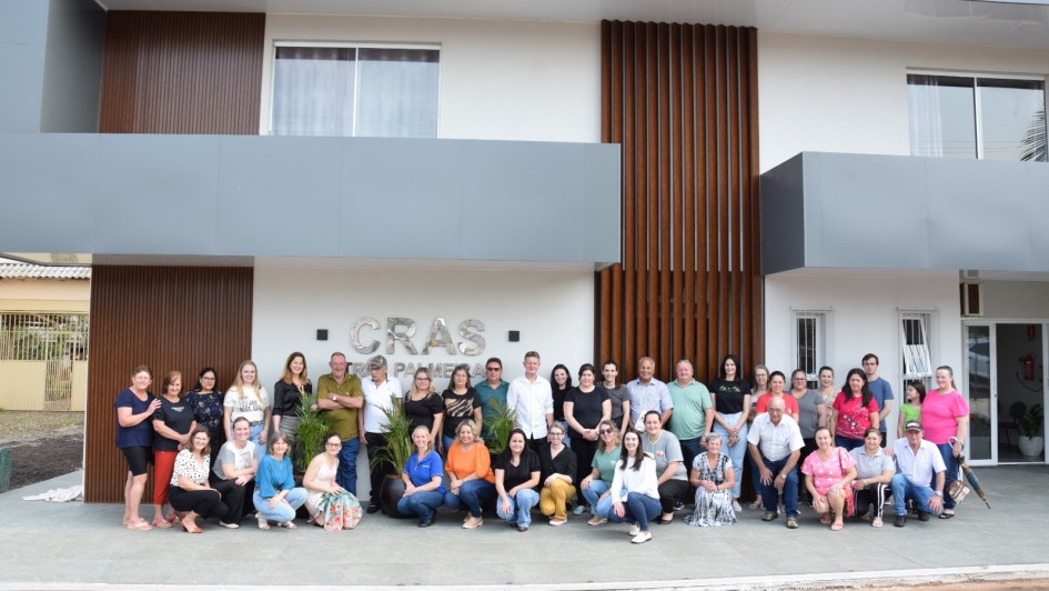 Equipe da prefeitura de Três Palmeiras