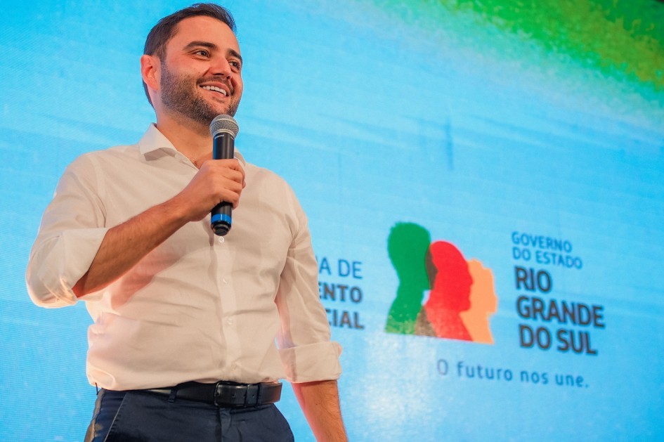 Entrega de unidade móvel para Cadastro Único 2025 1